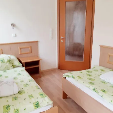 Garda Apartman3 Apartament Héviz